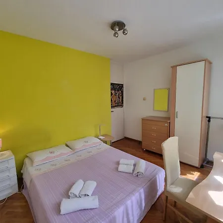 K - Wide Center Apartament *